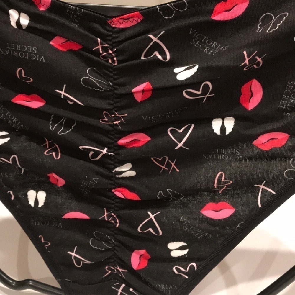 💖 Victoria’s Secret Low Rise Hiphugger Panty - Picture 4 of 4